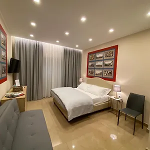 Bed & Breakfast Mdc Luxury, Naples