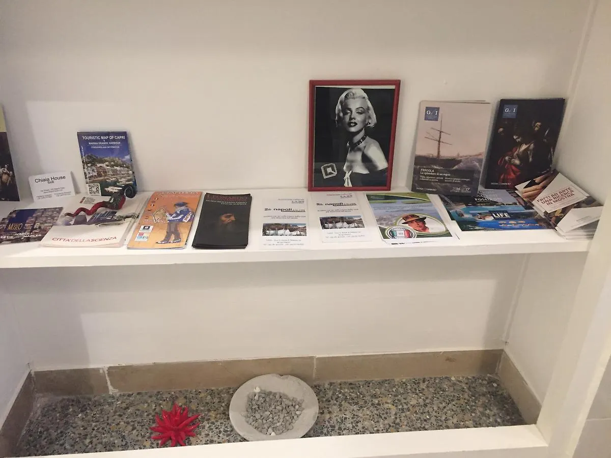 Chiaia House Bed & Breakfast Naples